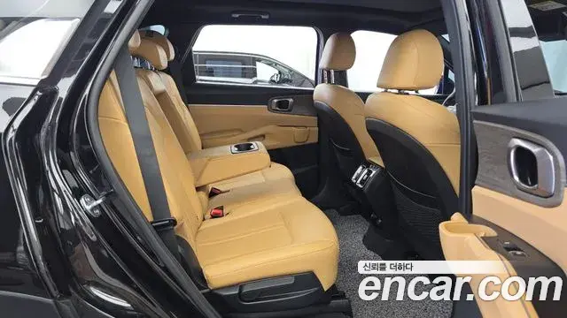 Kia Sorento 2023 — Фото 12/20