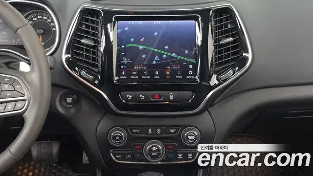 Jeep Cherokee 2022 — Фото 12/20