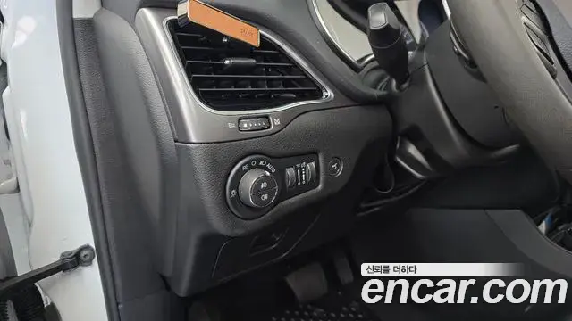Jeep Cherokee 2022 — Фото 20/20