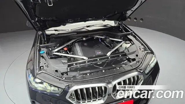 BMW X6 2025 — Photo 6/20