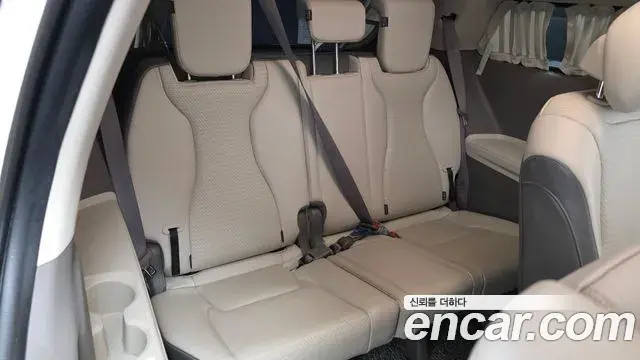 Kia Carnival 2022 — Фото 13/20