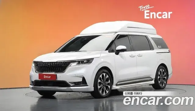 Kia Carnival 2022 — Фото 1/20