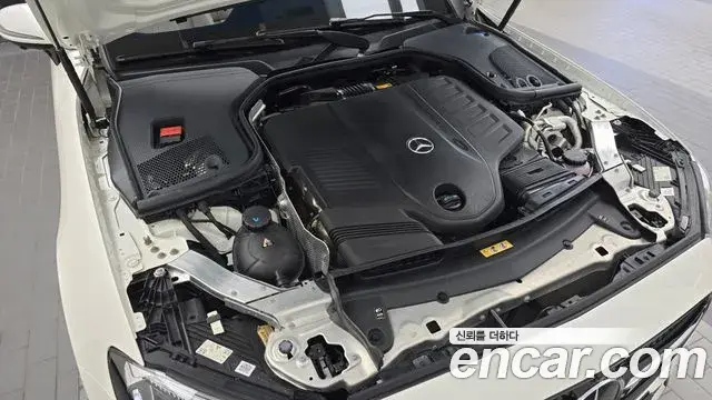 Mercedes-Benz E-Class 2021 — Фото 6/20