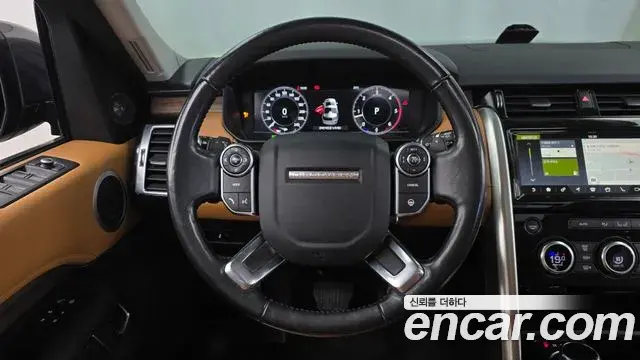 Land Rover Discovery 5 2018 — Photo 16/20