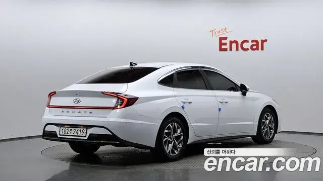 Hyundai Sonata 2022 — Фото 2/20