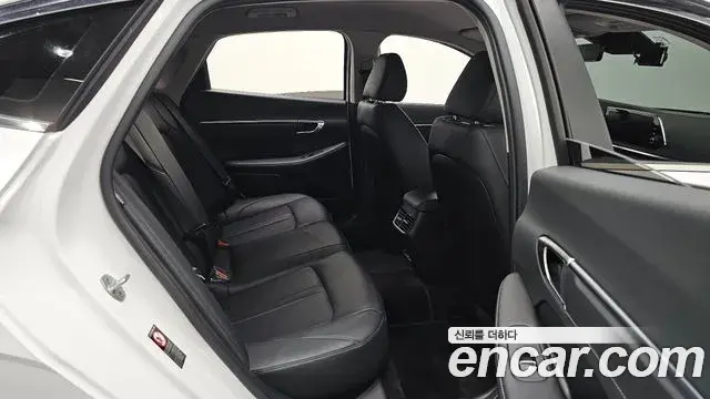Hyundai Sonata 2022 — Фото 12/20