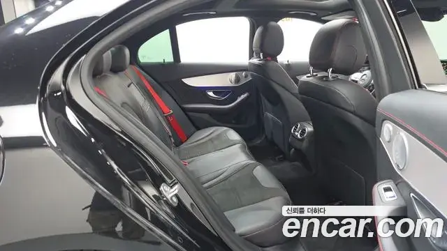 Mercedes-Benz C-Class 2020 — Фото 11/20