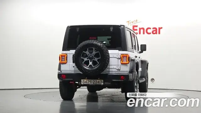 Jeep Wrangler 2020 — Фото 4/20