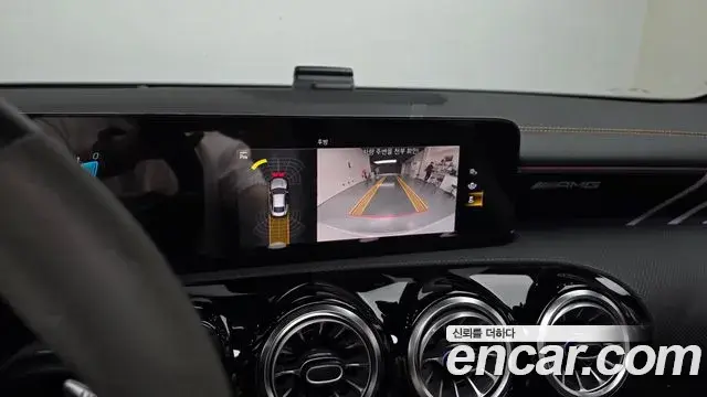 Mercedes-Benz CLA-Class 2021 — Фото 14/20