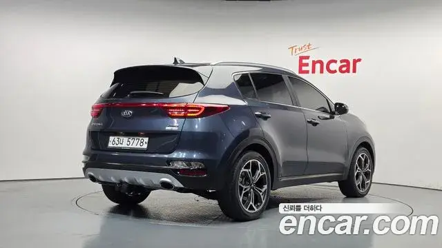 Kia Sportage The Bold 2018 — Фото 2/20
