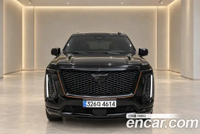 Cadillac Escalade 2025 — Фото 9/12