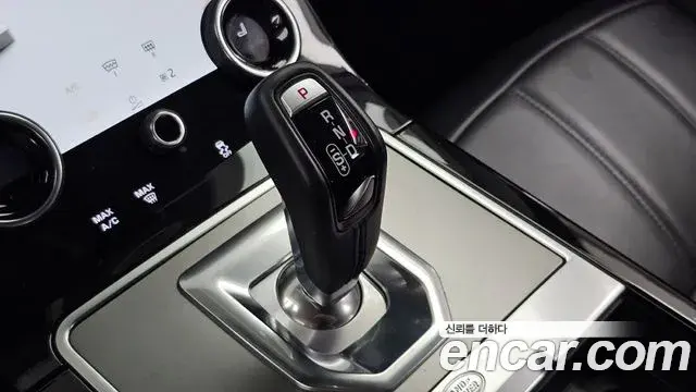 Land Rover Range Rover Evoque 2022 — Фото 9/20
