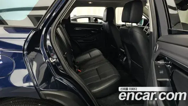 Land Rover Range Rover Evoque 2022 — Фото 12/20