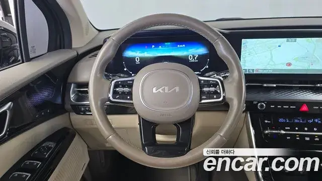 Kia Carnival 2022 — Фото 16/20