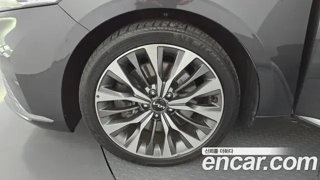 Kia K8 2021 — ფოტო 5/20