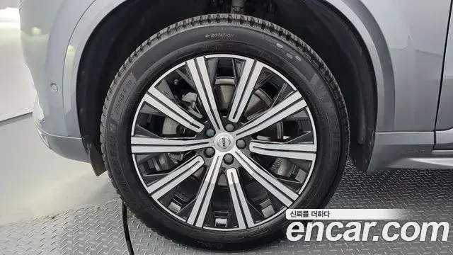 Volvo XC90 2020 — Фото 4/20
