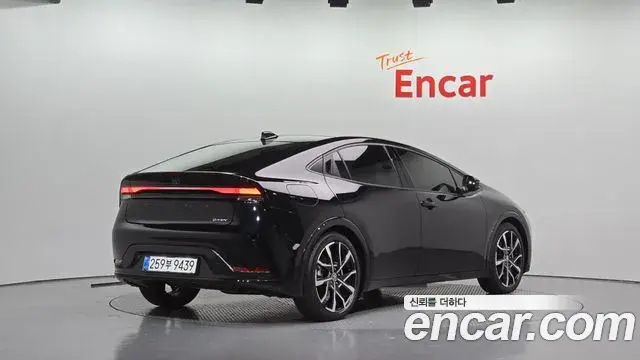 Toyota Prius 2026 — Photo 27/30