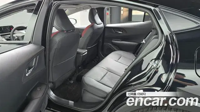 Toyota Prius 2026 — Photo 15/30