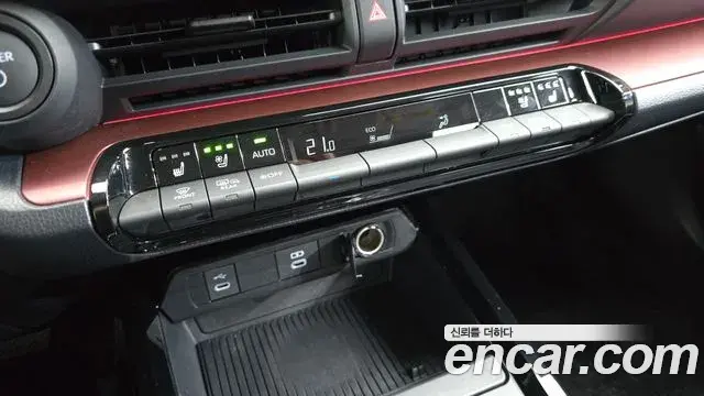 Toyota Prius 2026 — Photo 18/30