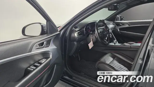 Genesis G70 2019 — Photo 11/20