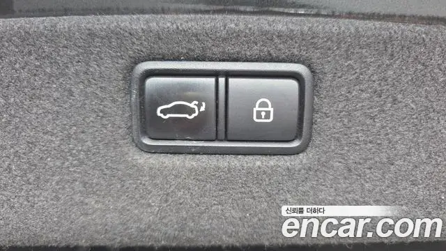 Genesis G70 2019 — Photo 9/20