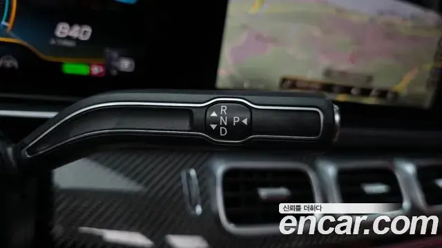 Mercedes-Benz GLE-Class 2023 — Photo 9/20
