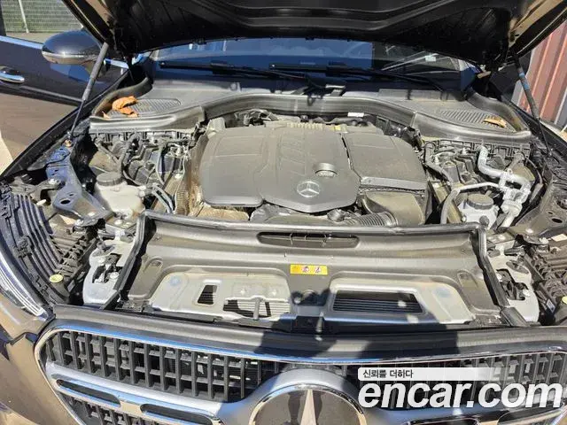 Mercedes-Benz GLC-Class 2026 — Фото 13/15