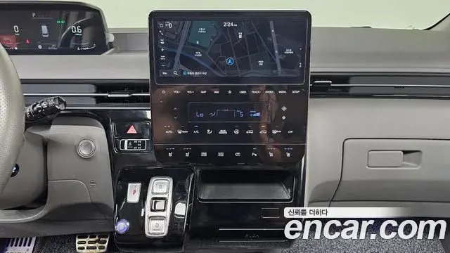 Hyundai Staria 2022 — Фото 12/20