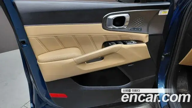 Kia Sorento 2022 — Şəkil 8/32