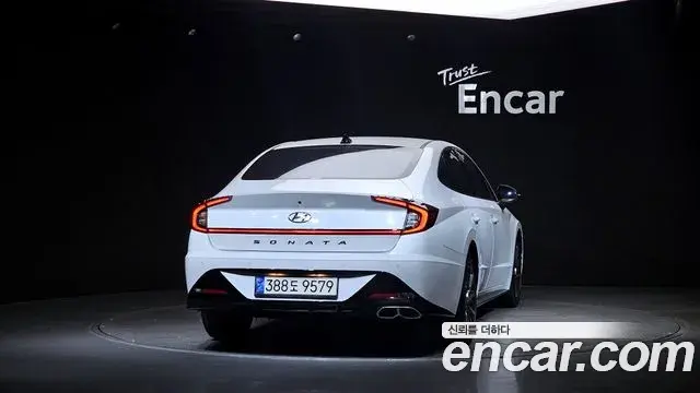 Hyundai Sonata 2021 — Фото 4/20
