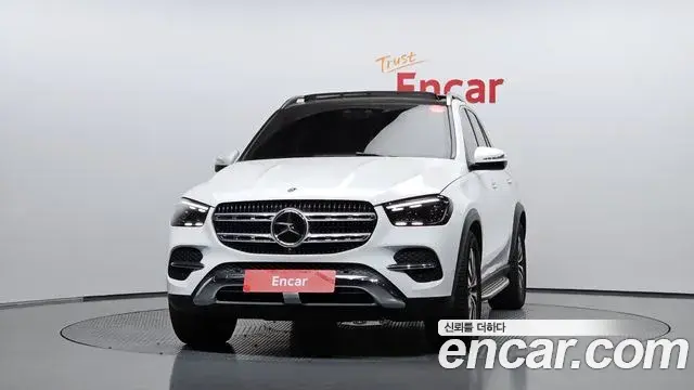 Mercedes-Benz GLE-Class 2024 — Фото 3/20