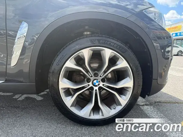 BMW X6 2018 — Фото 20/20