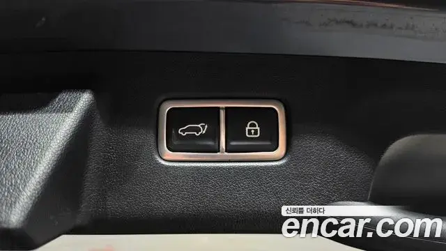 Kia Sorento 2020 — Фото 18/20