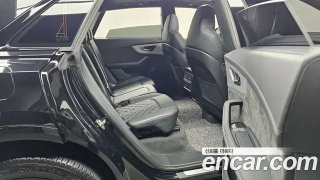Audi Q7 2022 — Фото 11/20