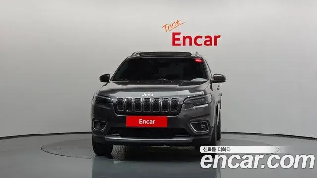 Jeep Cherokee 2020 — Фото 3/20