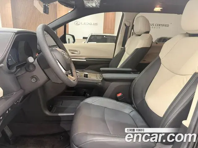 Toyota Sienna 2025 — Photo 11/14