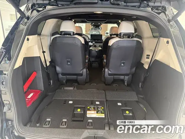 Toyota Sienna 2025 — Photo 13/14