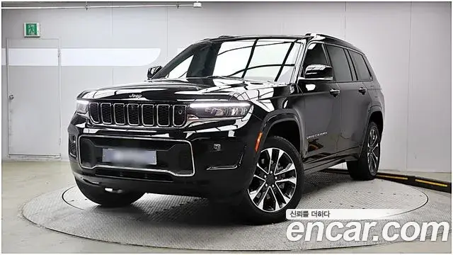 Jeep Grand Cherokee 2023 — Фото 20/20