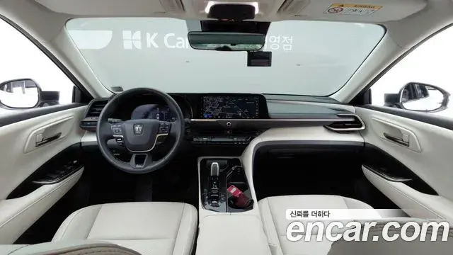 Toyota Crown Crossover 2024 — Photo 1/20