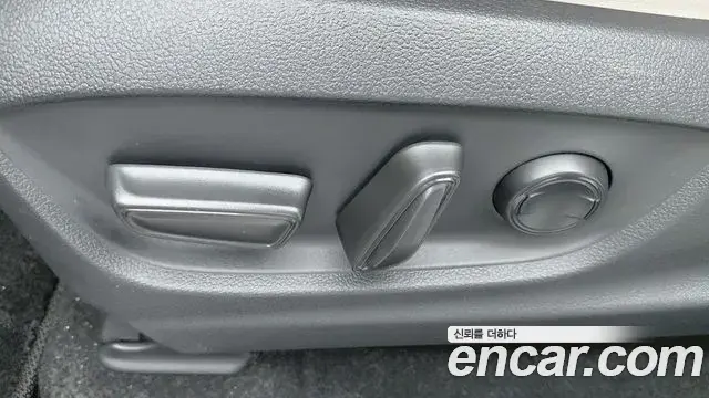 Toyota Crown Crossover 2024 — Photo 5/20