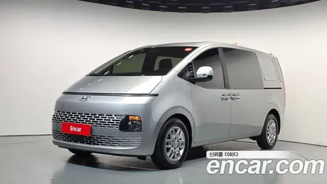 Hyundai Staria 2021 — Фото 10/20