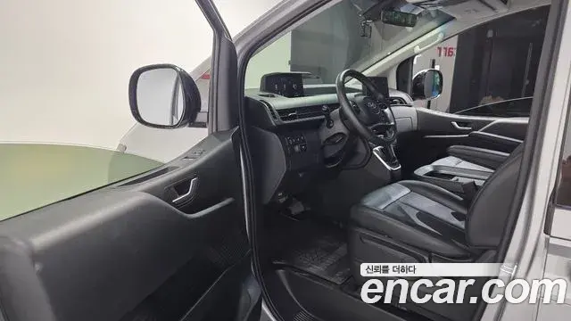 Hyundai Staria 2021 — Фото 9/20
