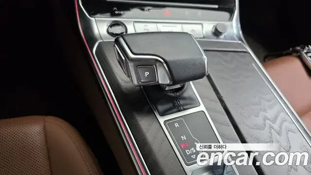 Audi A6 2021 — Photo 19/34