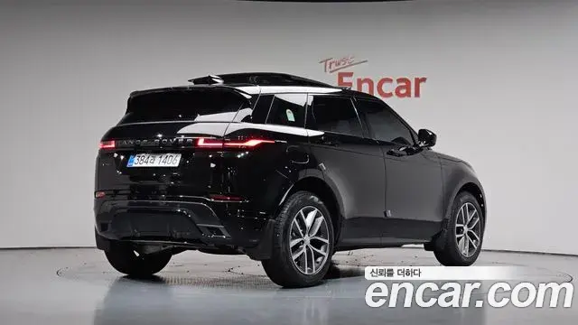 Land Rover Range Rover Evoque 2026 — Şəkil 1/38