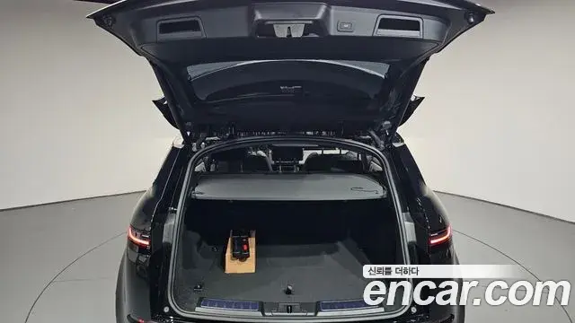 Land Rover Range Rover Evoque 2026 — Şəkil 33/38
