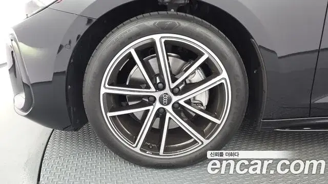 Audi A5 2025 — Photo 5/20
