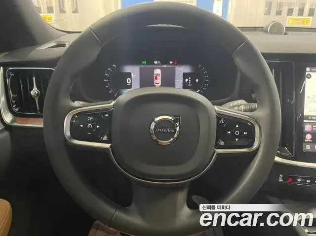 Volvo V60 Cross Country 2025 — Şəkil 16/20