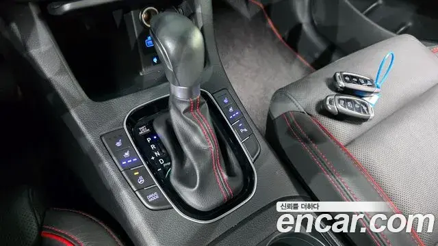 Hyundai i30 2018 — Фото 9/20