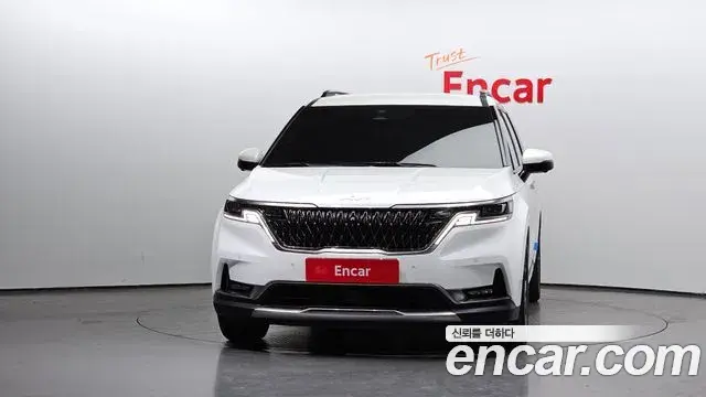 Kia Carnival 2022 — Фото 3/20