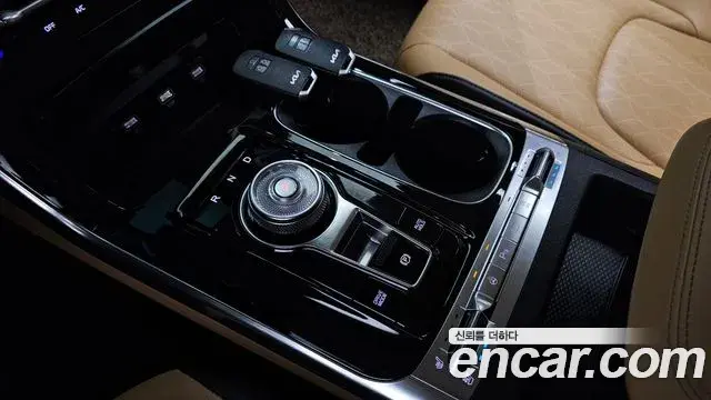 Kia Carnival 2022 — Фото 9/20